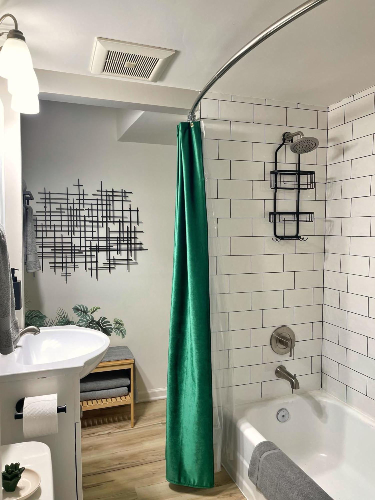*New* The Cozy Haven, 5 Minutes To Atl Airport Apartment Atlanta Luaran gambar