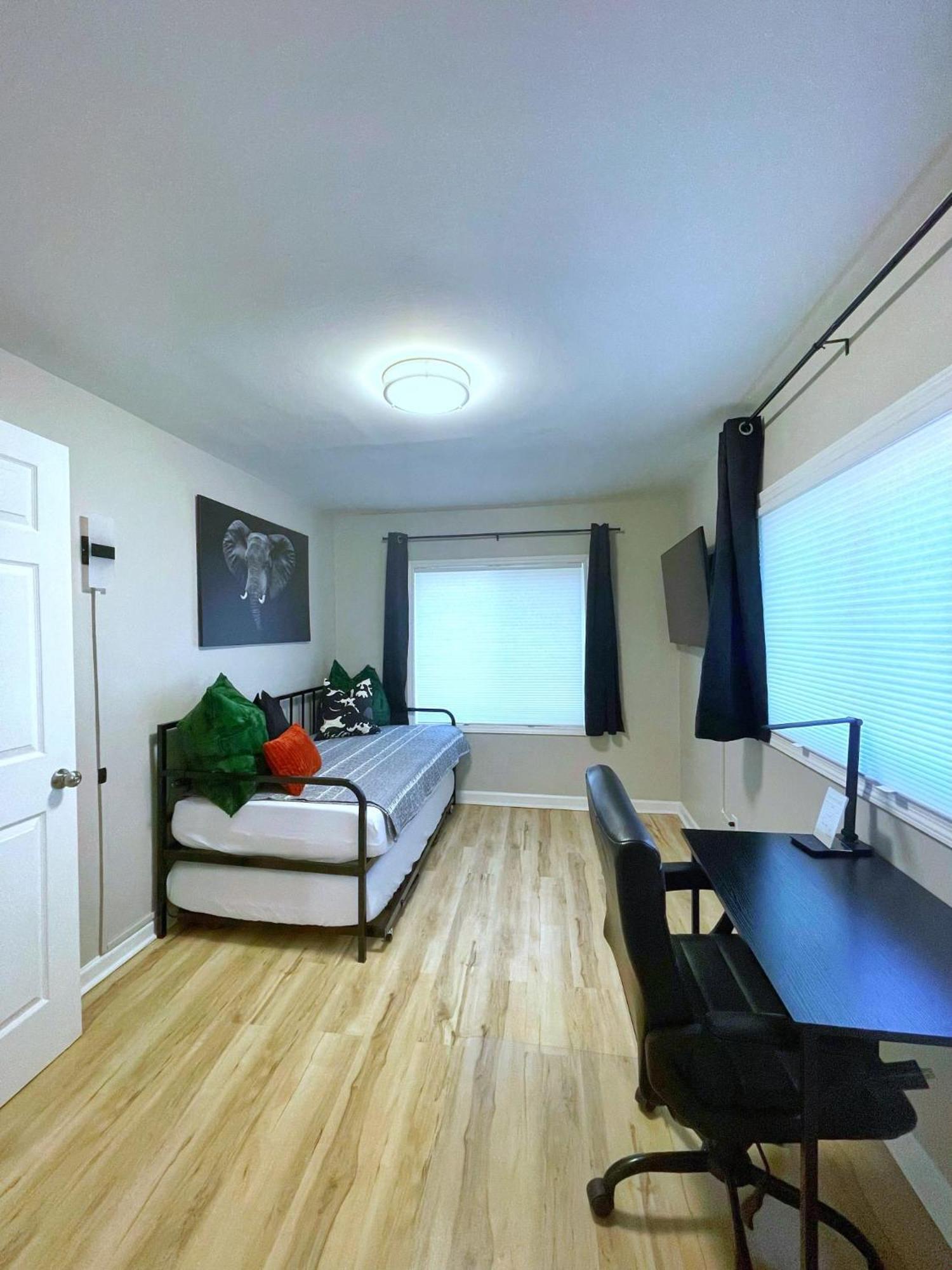 *New* The Cozy Haven, 5 Minutes To Atl Airport Apartment Atlanta Luaran gambar