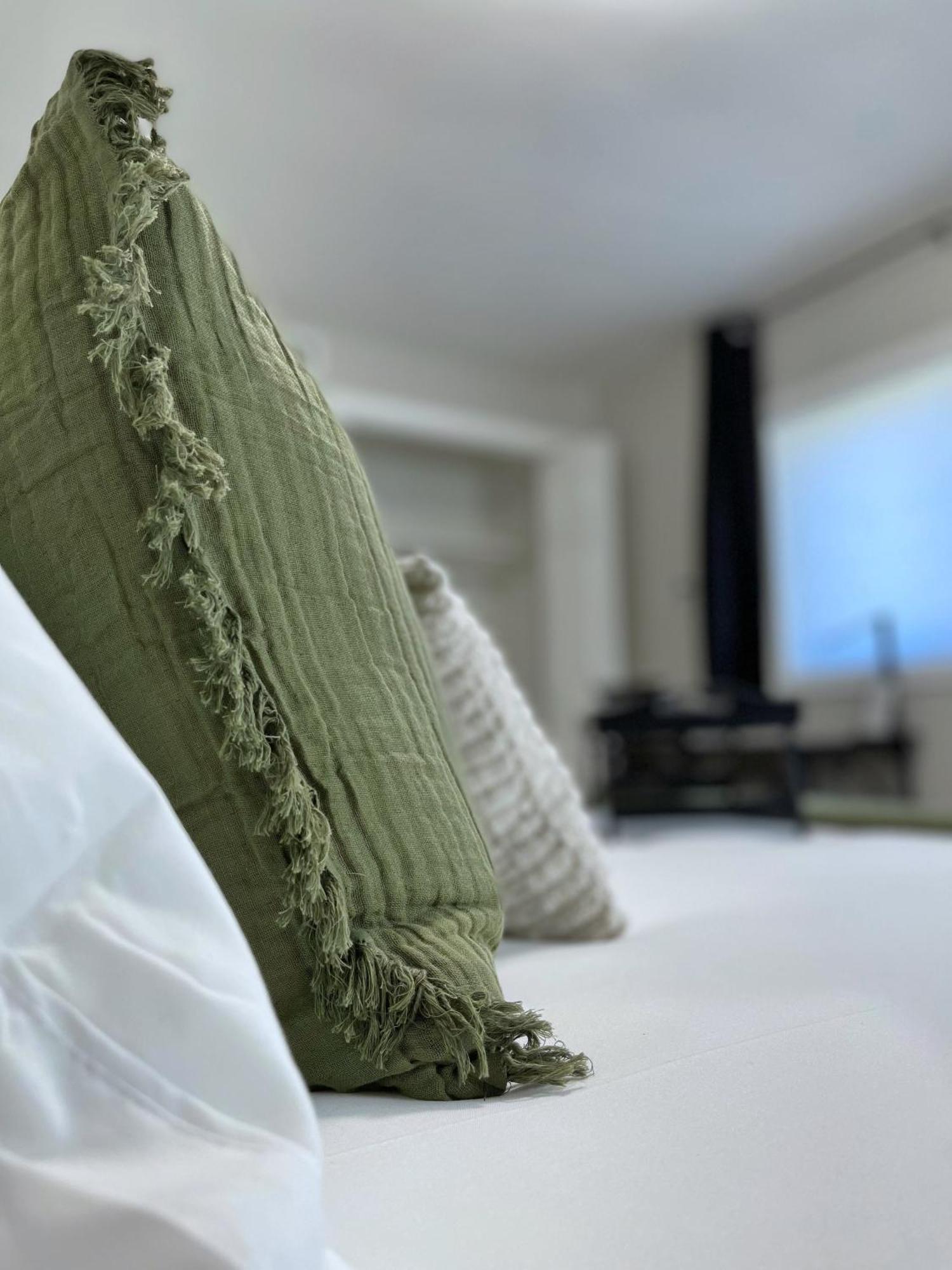 *New* The Cozy Haven, 5 Minutes To Atl Airport Apartment Atlanta Luaran gambar