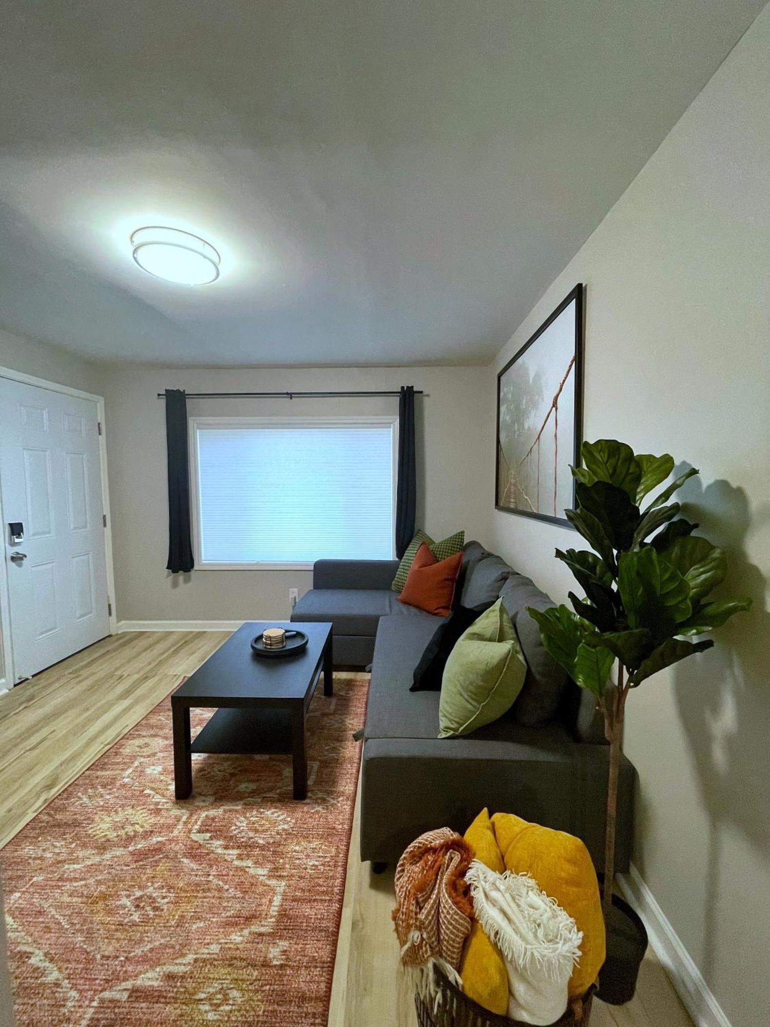 *New* The Cozy Haven, 5 Minutes To Atl Airport Apartment Atlanta Luaran gambar